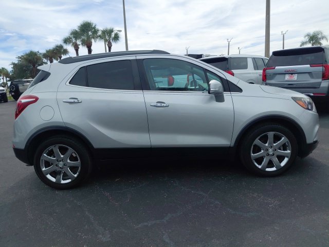 Used 2018 Buick Encore Premium w/ Experience Buick Package FWD image 3