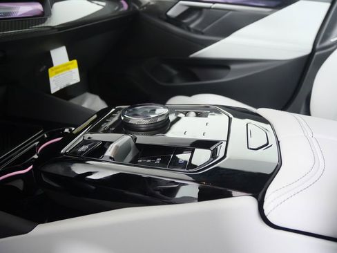 New 2026 BMW i5 eDrive40 w/ M Sport Package image 21