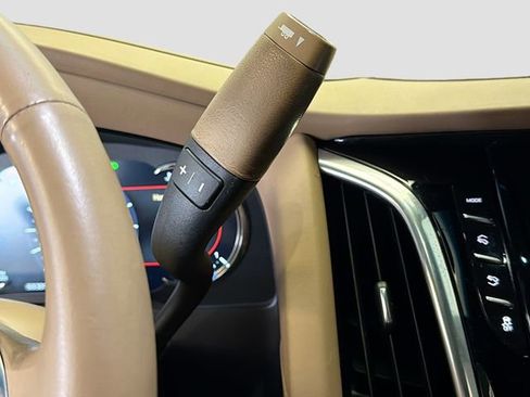 Used 2018 Cadillac Escalade ESV Platinum image 17