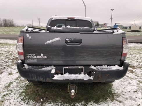 Used 2011 Toyota Tacoma ACCCAB image 10