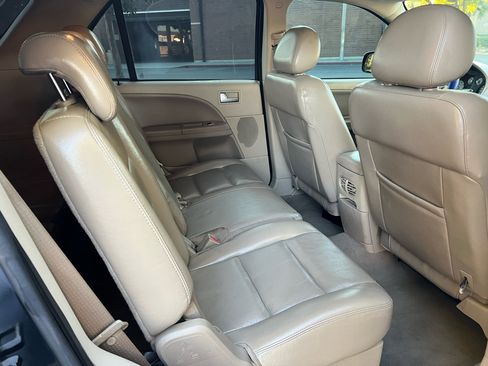 Used 2006 Ford Freestyle Limited image 11