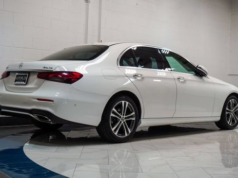 Used 2022 Mercedes-Benz E 350 4MATIC Sedan image 32