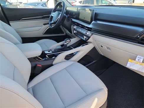 New 2025 Kia Telluride S image 16