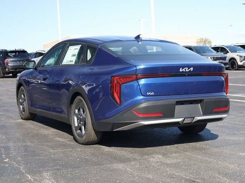 New 2025 Kia K4 LXS FWD image 7