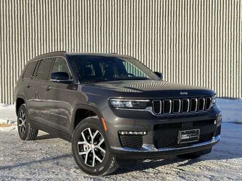 New 2025 Jeep Grand Cherokee L Limited image 6