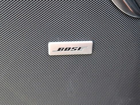 Used 2025 GMC Yukon Denali AWD/4WD image 23