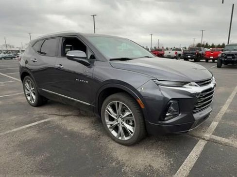 Used 2022 Chevrolet Blazer Premier image 2