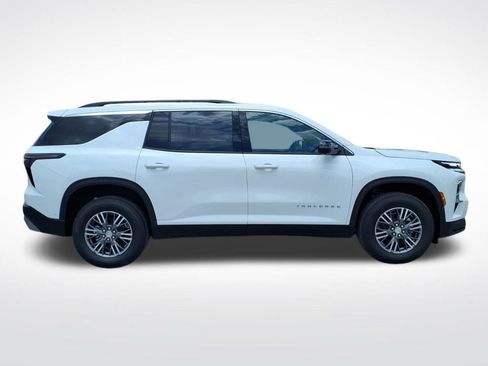 New 2026 Chevrolet Traverse LT w/ Enhanced Driving Package FWD image 2