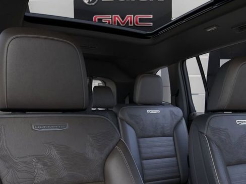 New 2026 GMC Acadia Denali Ultimate FWD image 24