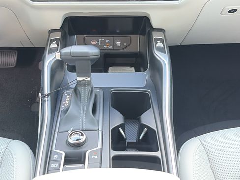 New 2026 Kia Sorento S w/ S Panoramic Sunroof Package FWD image 18