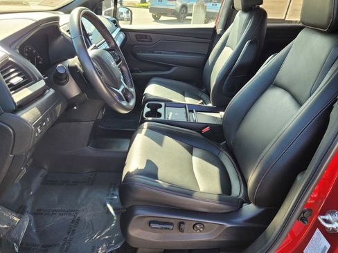 Used 2025 Honda Odyssey Sport-L image 14