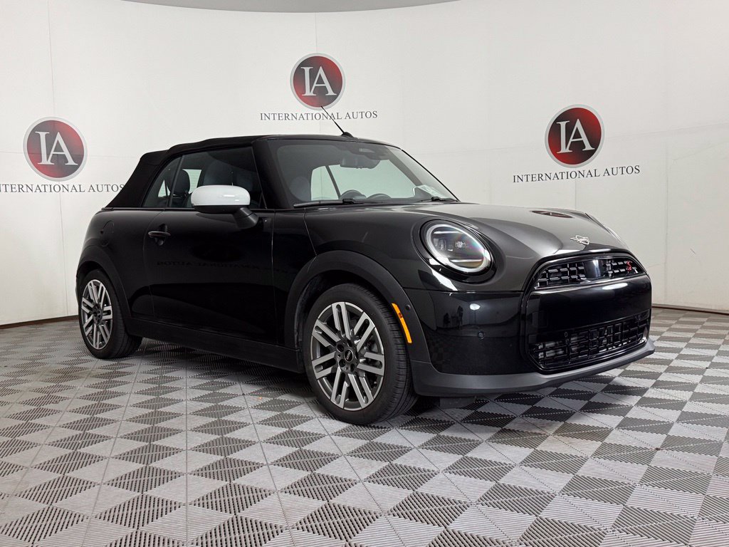 Used 2025 MINI Cooper S FWD image 1