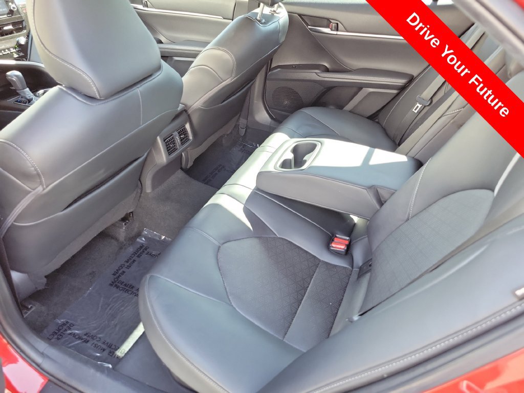 Used 2022 Toyota Camry XSE FWD image 27