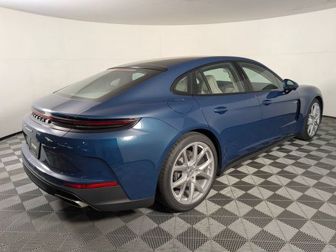 New 2026 Porsche Panamera 4 E-Hybrid AWD/4WD image 7