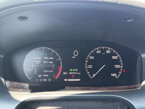 Certified 2026 Honda HR-V Sport image 3