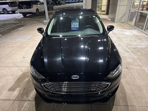 Certified 2018 Ford Fusion SE image 12