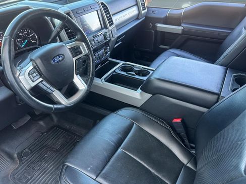 Used 2021 Ford F250 Lariat image 4