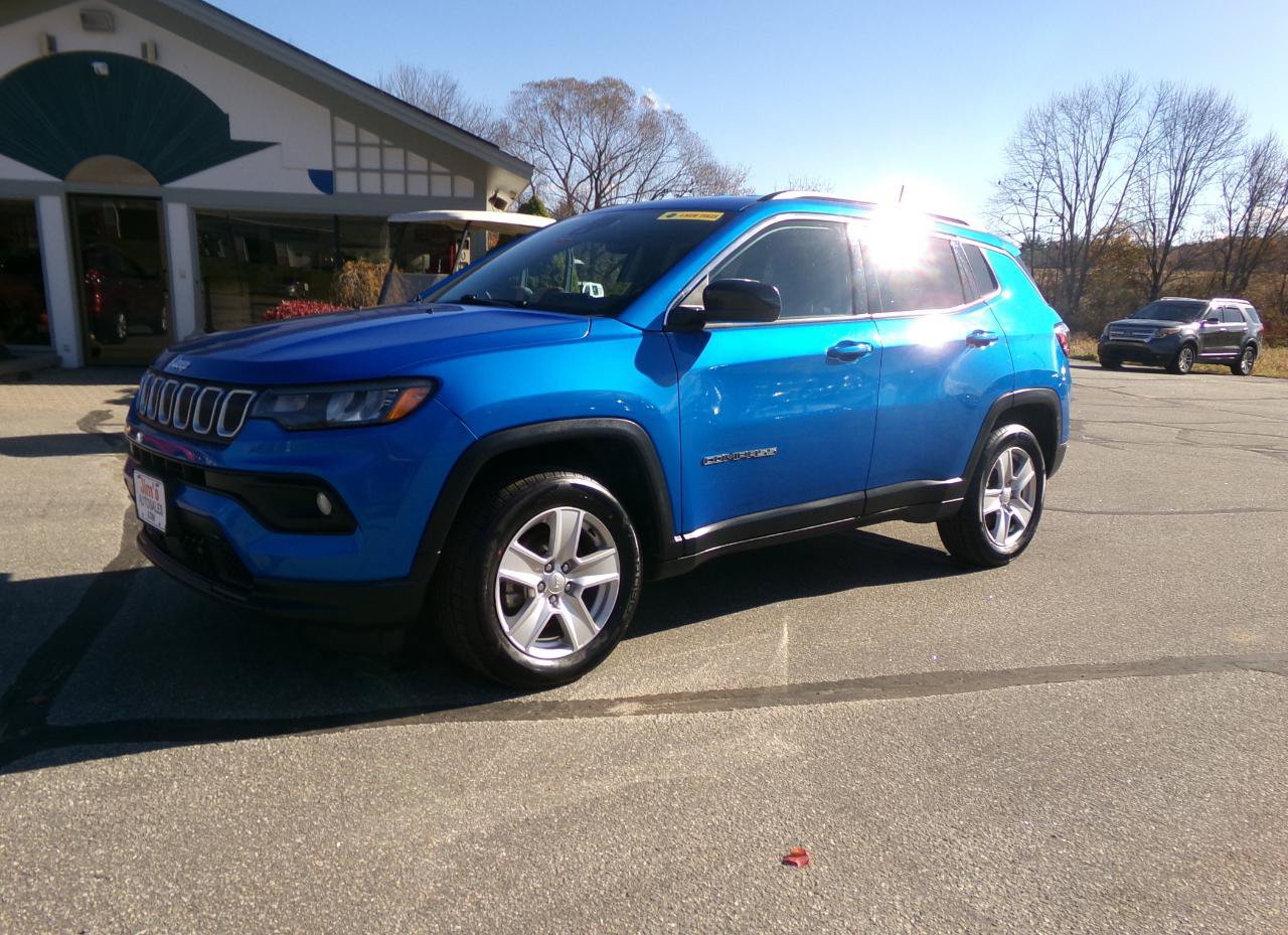 Used 2022 Jeep Compass Latitude w/ Convenience Group AWD/4WD image 7
