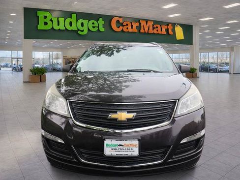 Used 2015 Chevrolet Traverse LS FWD image 2