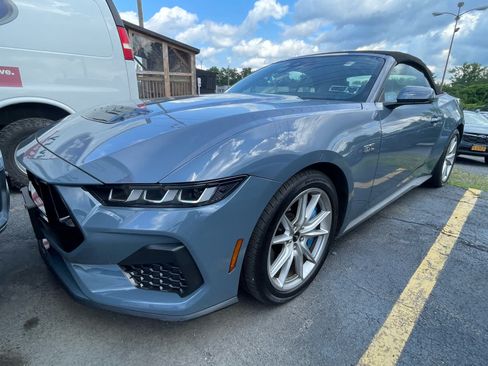 Used 2024 Ford Mustang GT Premium RWD image 2