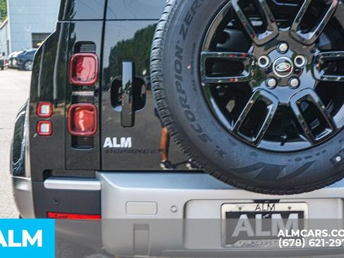 Used 2025 Land Rover Defender 110 S AWD/4WD image 13