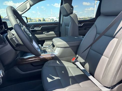 New 2026 GMC Sierra 1500 Elevation w/ Elevation Premium Package AWD/4WD image 18