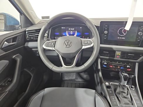 New 2026 Volkswagen Jetta SE FWD image 13