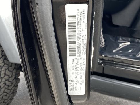 Used 2017 Jeep Wrangler Sport AWD/4WD image 34