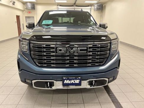 Used 2025 GMC Sierra 1500 Denali Ultimate AWD/4WD image 3