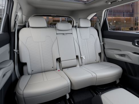 New 2026 Kia Sorento S w/ S Panoramic Sunroof Package FWD image 16
