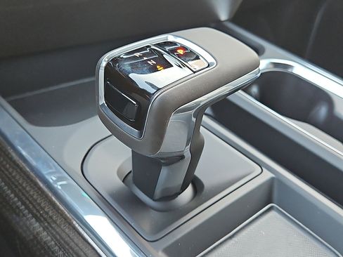 New 2026 Chevrolet Silverado 1500 LT w/ Z71 Off-Road Package AWD/4WD image 20