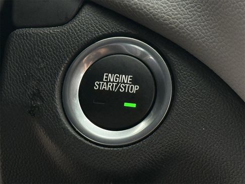 Certified 2024 Chevrolet Equinox LS image 18