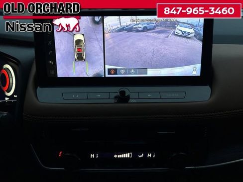 Used 2024 Nissan Rogue Platinum AWD/4WD image 16