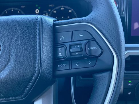 New 2026 Toyota 4Runner TRD Sport Premium AWD/4WD image 10