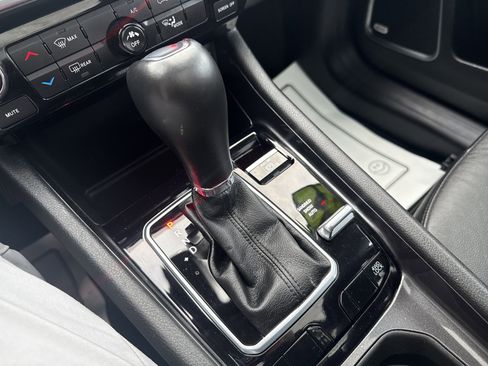 Used 2022 Jeep Compass Latitude w/ Sun and Sound Group image 23