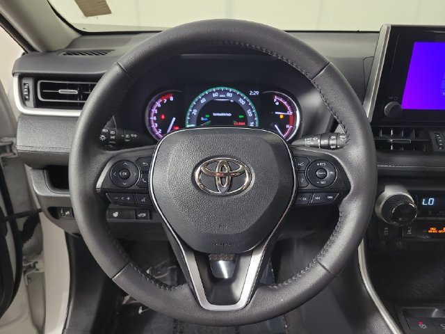 Used 2025 Toyota RAV4 XLE Premium w/ Weather Package FWD image 27