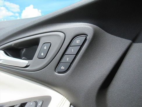 New 2026 Buick Encore GX Avenir w/ Avenir Technology Package image 28