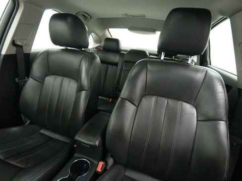 Used 2012 Buick Verano Leather FWD image 13