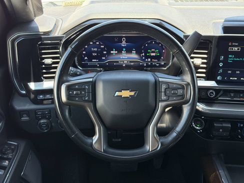 Used 2024 Chevrolet Silverado 3500 High Country w/ High Country Premium Package AWD/4WD image 16