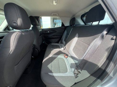 Used 2023 Chevrolet TrailBlazer LS image 24