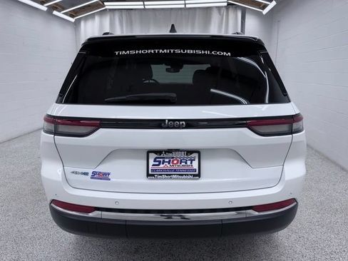 Used 2022 Jeep Grand Cherokee Limited 4xe AWD/4WD image 3