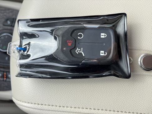 Used 2022 GMC Acadia Denali w/ Denali Ultimate Package image 36