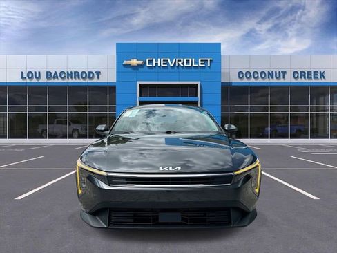 Used 2025 Kia K4 FWD image 3