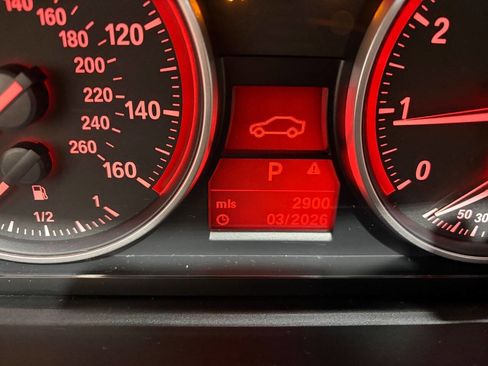 Used 2011 BMW 328i xDrive Sedan image 16