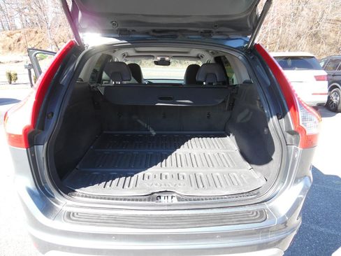 Used 2017 Volvo XC60 T5 Dynamic w/ Preferred Option Package image 26