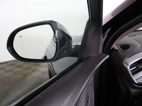 Used 2025 Buick Encore GX Sport Touring FWD image 30