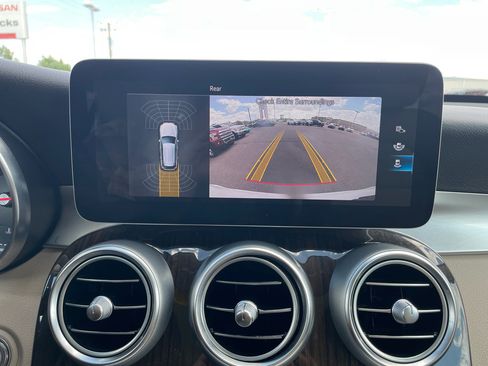 Used 2021 Mercedes-Benz GLC 300 300 4MATIC image 29