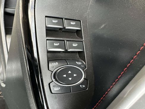 Used 2022 Ford Explorer ST-Line w/ Class IV Trailer Tow Package RWD image 21
