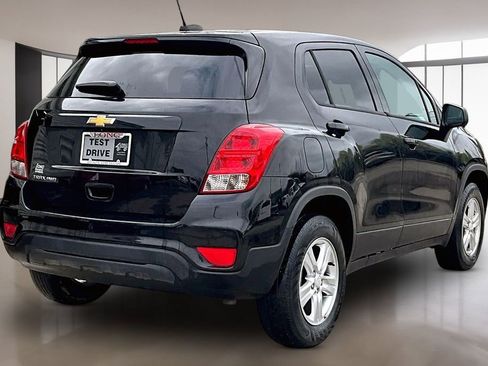 Certified 2022 Chevrolet Trax LS w/ Tint and Cruise Package image 2