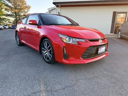 Used 2016 Scion tC FWD image 3